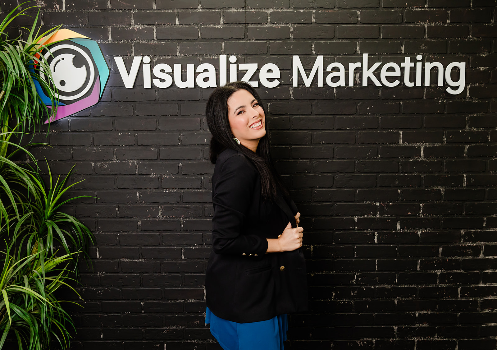 VISUALIZE MARKETING